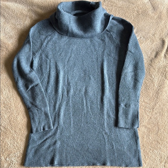 LOFT Sweaters - Loft Sweater